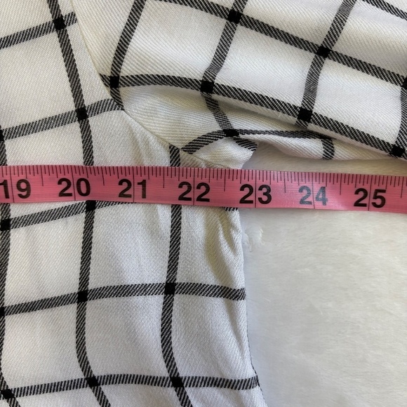 Wrangler White/Black Plaid Popover Blouse, 3/4 Sleeves, Large, NWT - Picture 10 of 15
